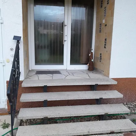 Goldstueck Im Gruenen Apartment Bad Schonborn Exterior photo